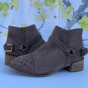 Seychelles Women’s VIP Ankle Bootie